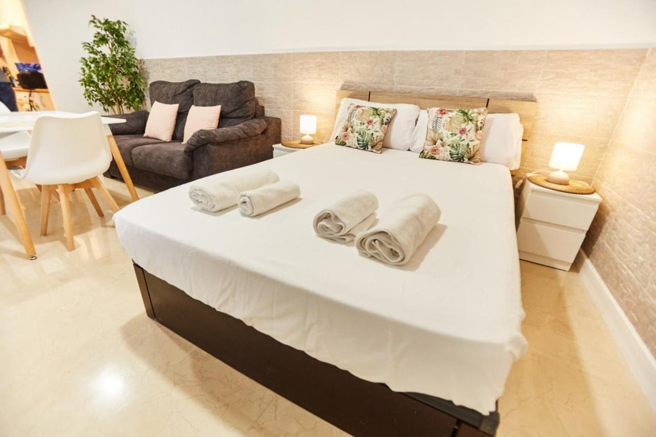 Charming House - Calm And Comfort In The Center Σεβίλλη Εξωτερικό φωτογραφία
